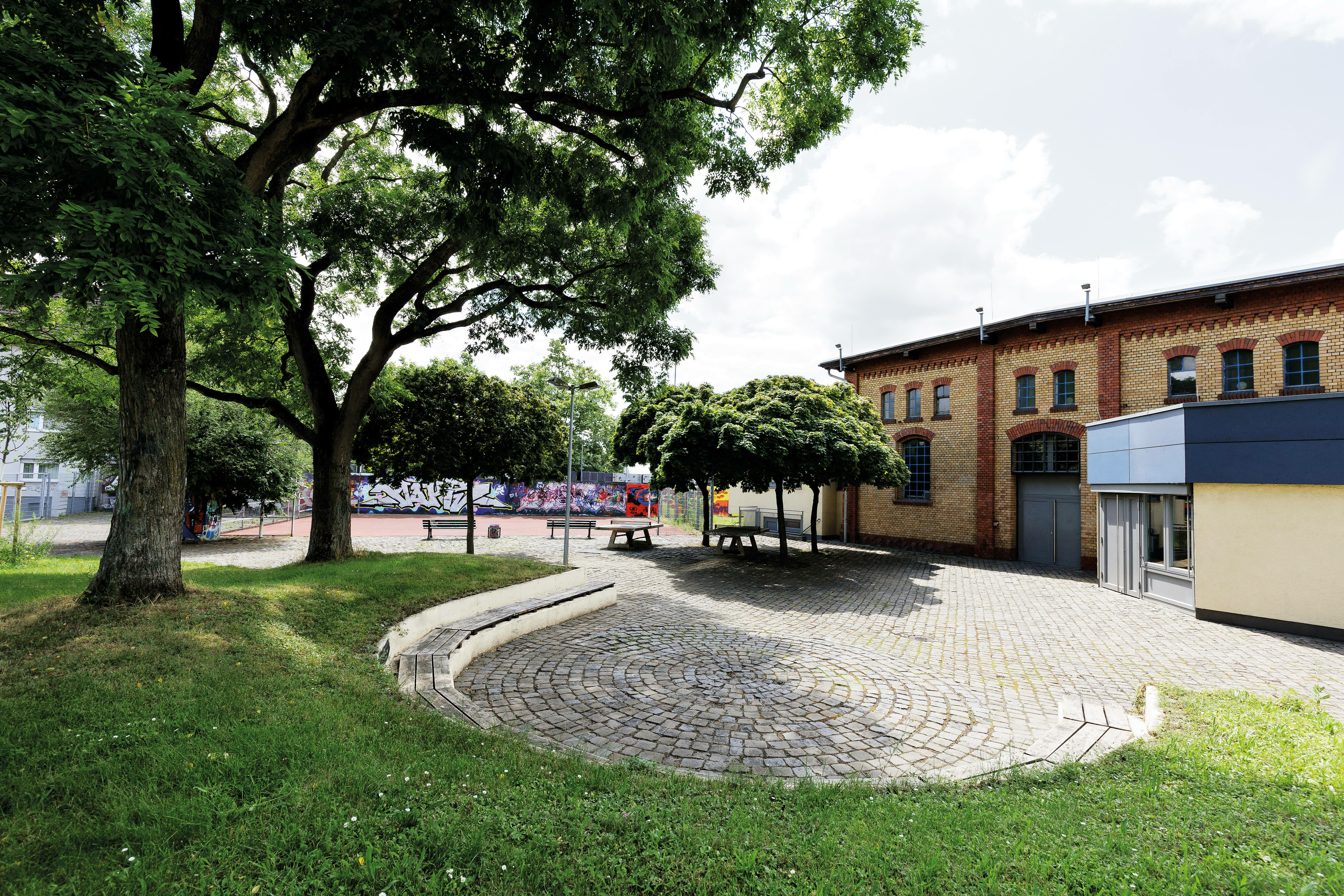 Gebäude der JKZH